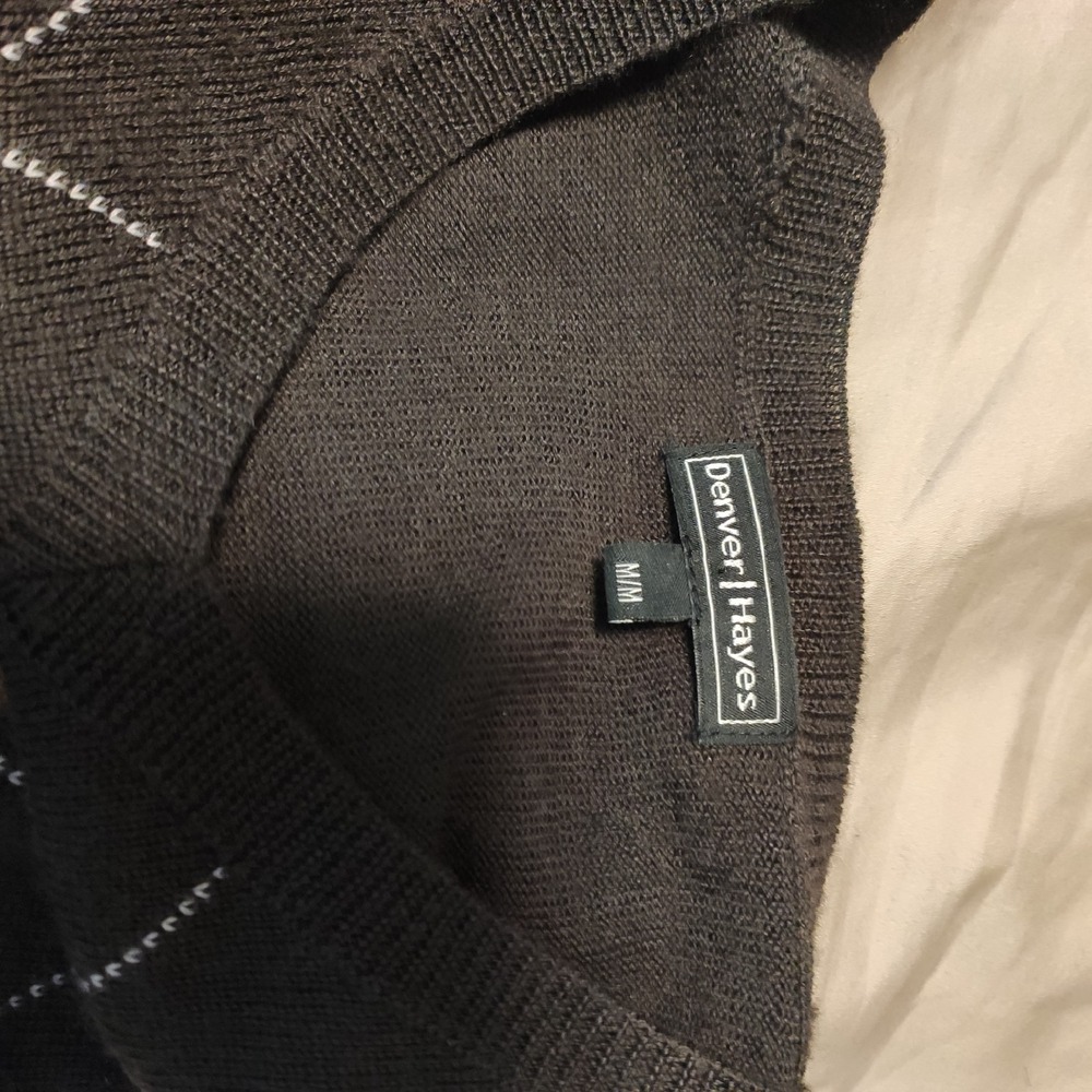 Denver Hayes Argyle Diamond V-Neck Knit Sweater Charcoal Brown Tan Size Medium - Picture 10 of 11